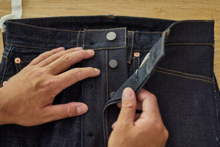 福山の職人とともに、一生ものデニムを仕立てる